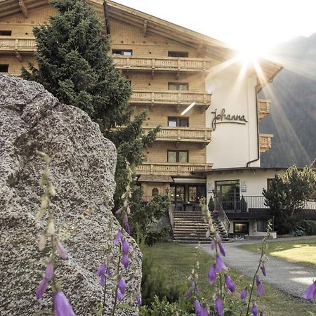 Hotel Johanna Mitten Im Oetztal امهاوسن المظهر الخارجي الصورة