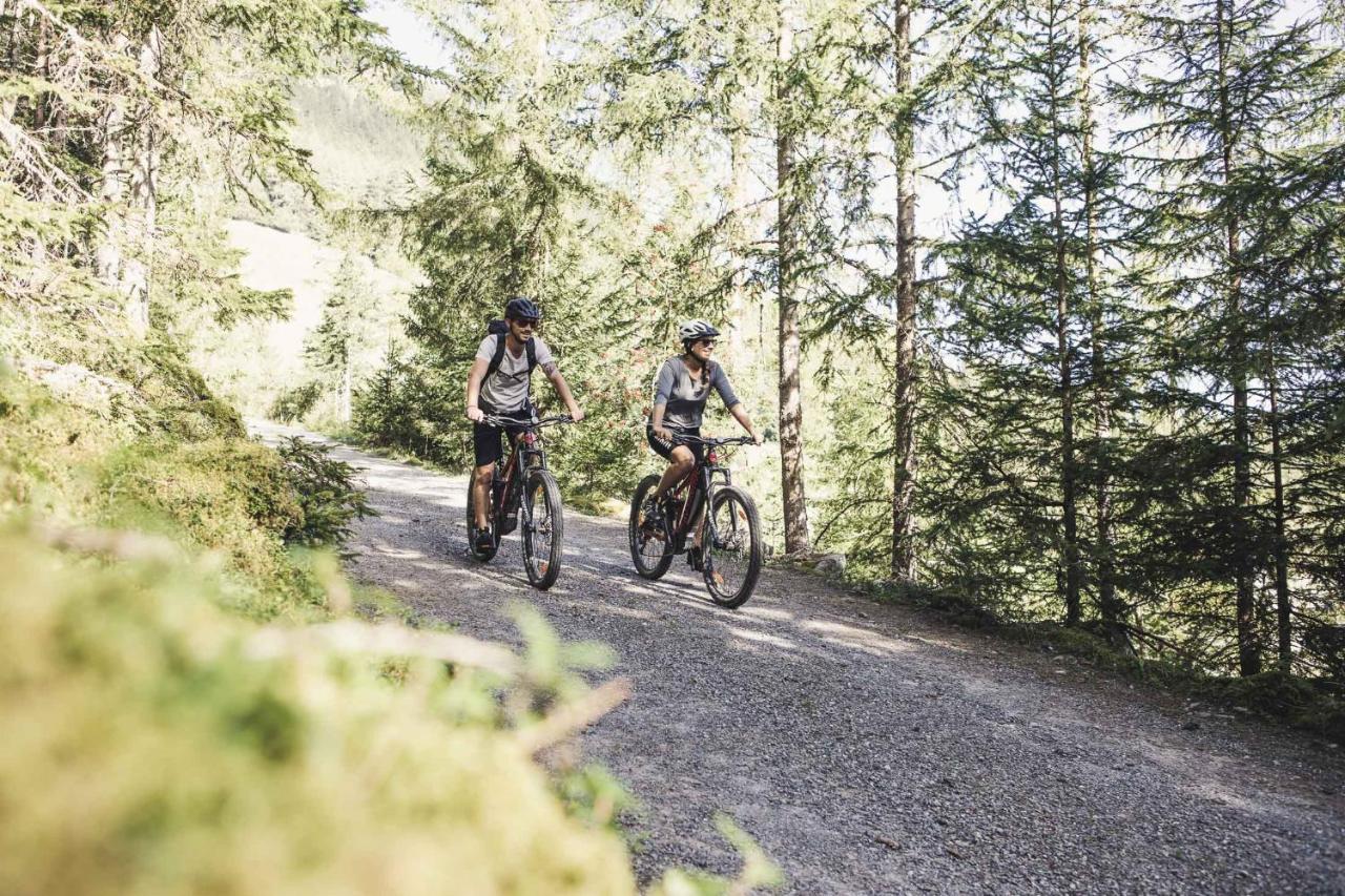 Hotel Johanna Mitten Im Oetztal امهاوسن المظهر الخارجي الصورة