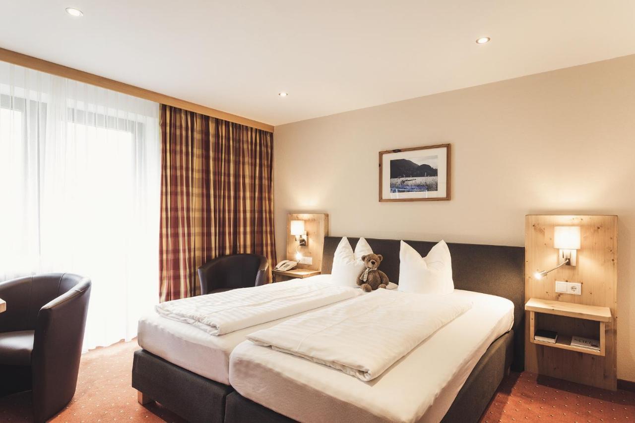 Hotel Johanna Mitten Im Oetztal امهاوسن المظهر الخارجي الصورة