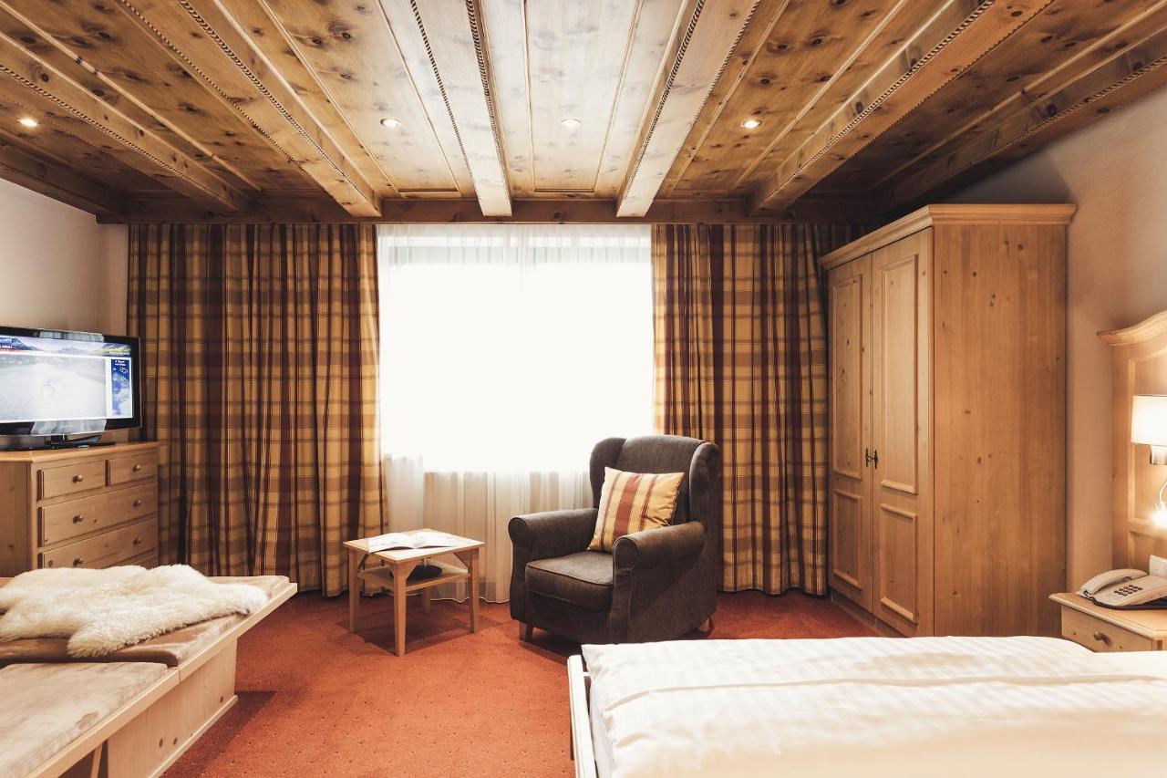 Hotel Johanna Mitten Im Oetztal امهاوسن المظهر الخارجي الصورة