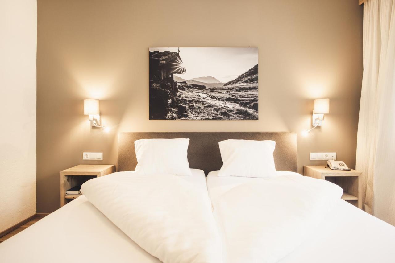 Hotel Johanna Mitten Im Oetztal امهاوسن المظهر الخارجي الصورة