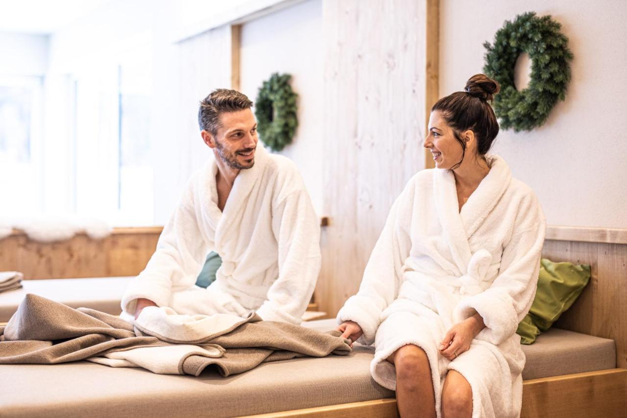 Hotel Johanna Mitten Im Oetztal امهاوسن المظهر الخارجي الصورة